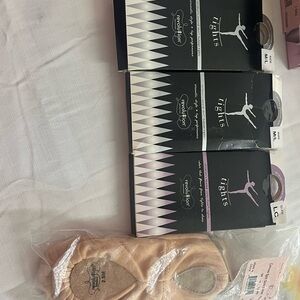 Revolution kids Pink Canvas Ballet dance shoes Slippers Sz 2.5 3 pks tights M/L